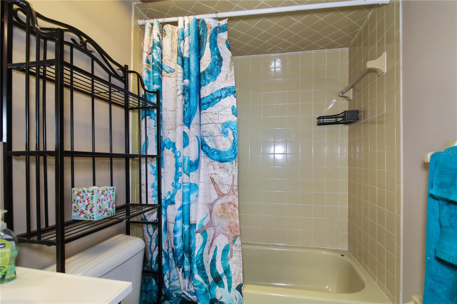 Image 10 of 21 For 3005 Monroe Street W