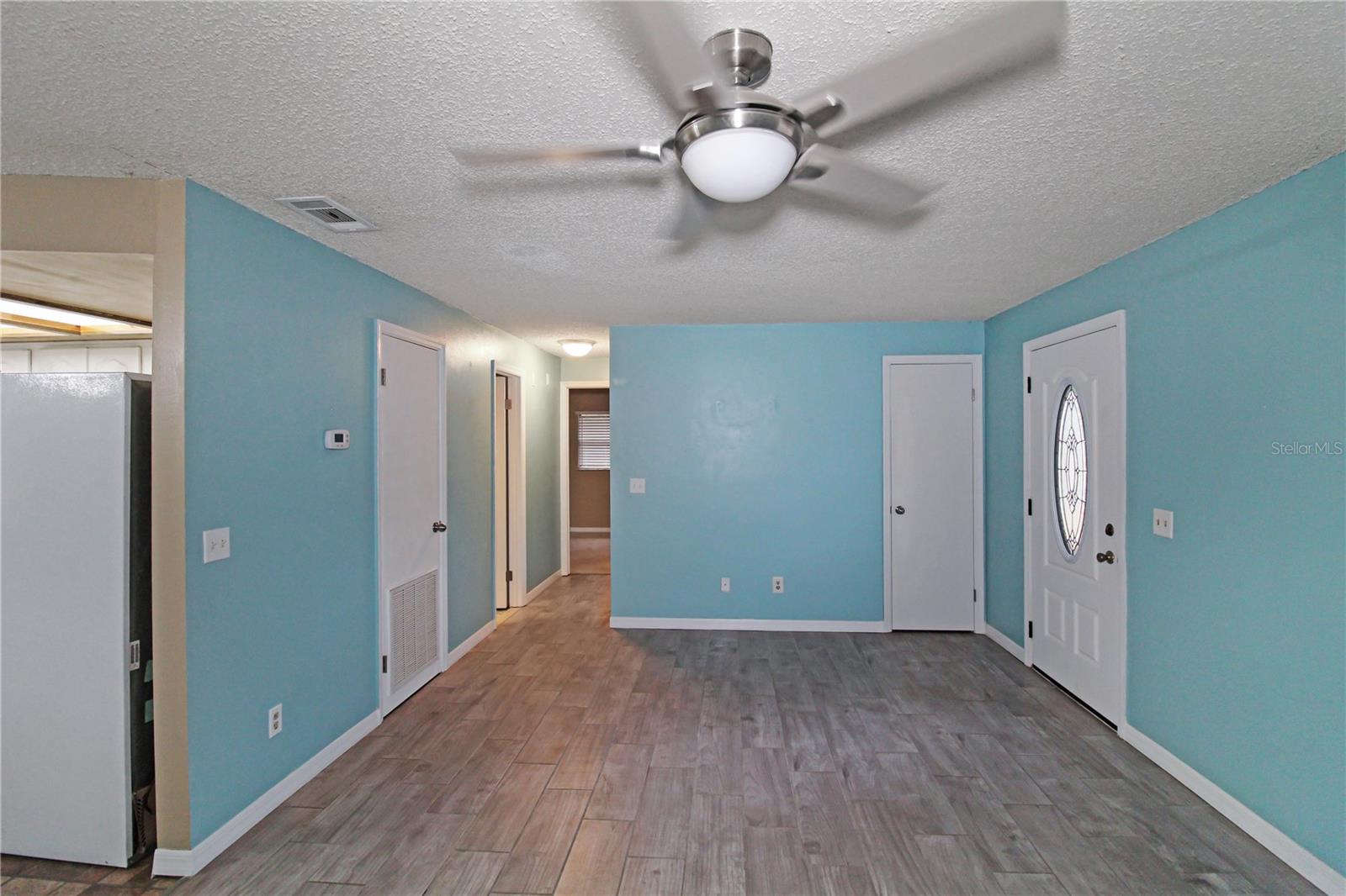 Image 3 of 21 For 3005 Monroe Street W