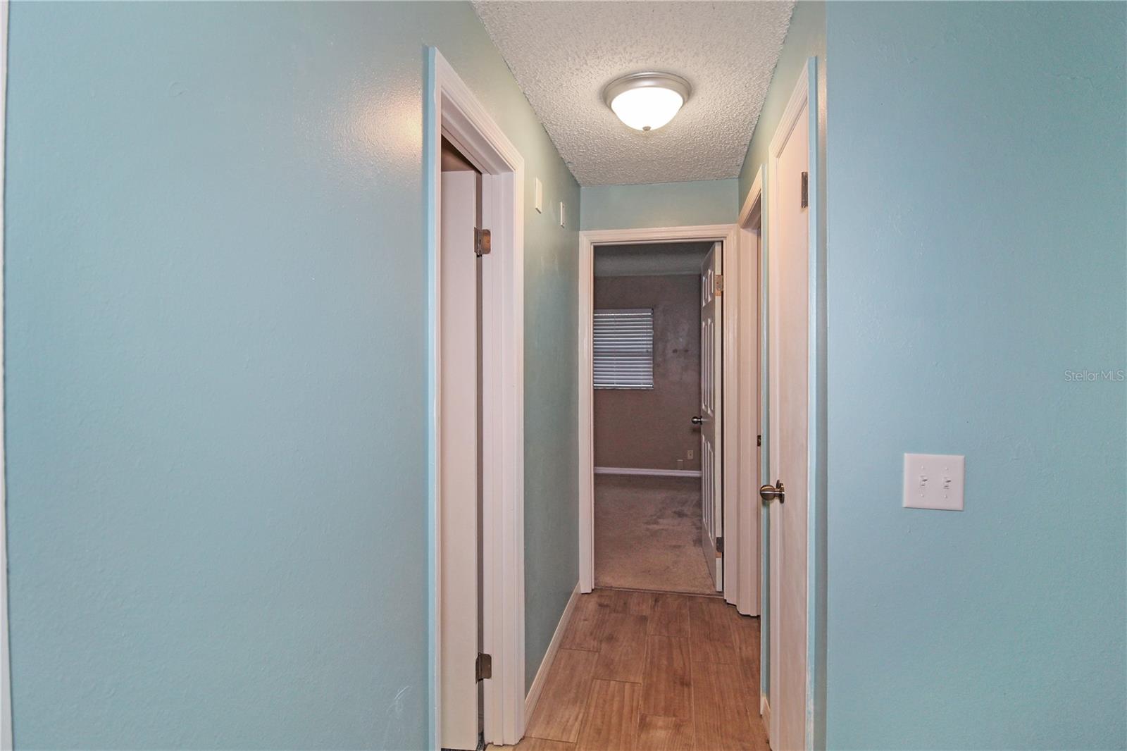 Image 8 of 21 For 3005 Monroe Street W