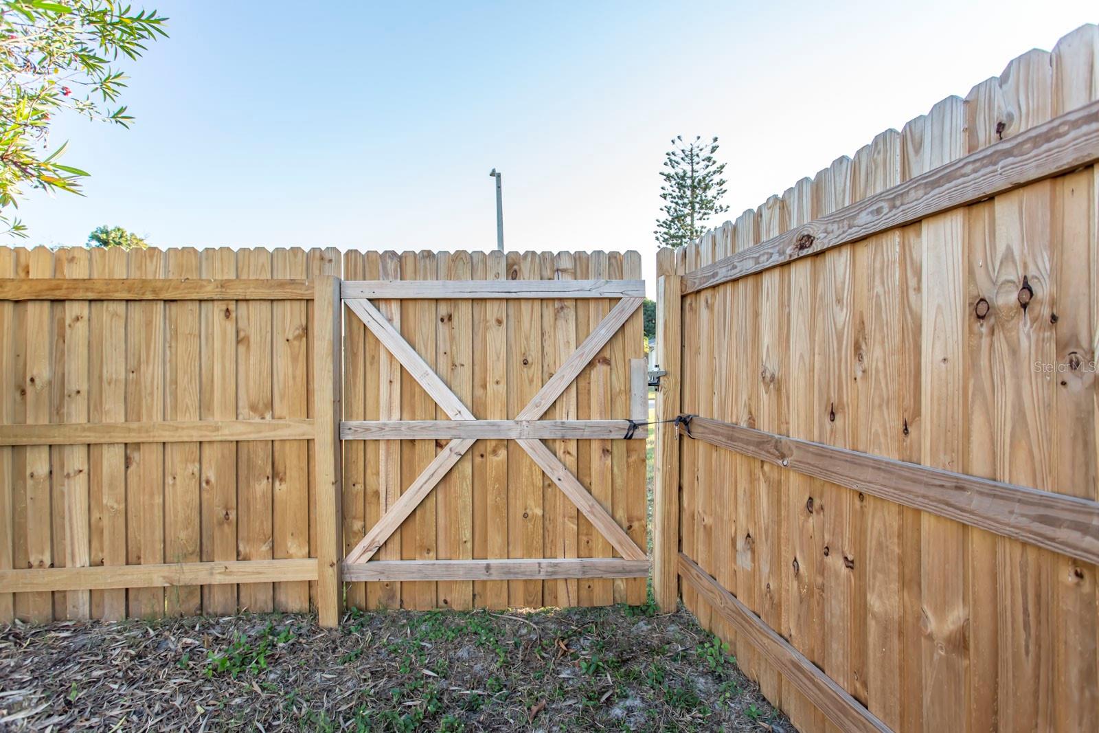 Image 28 of 31 For 4673 Orlando Circle