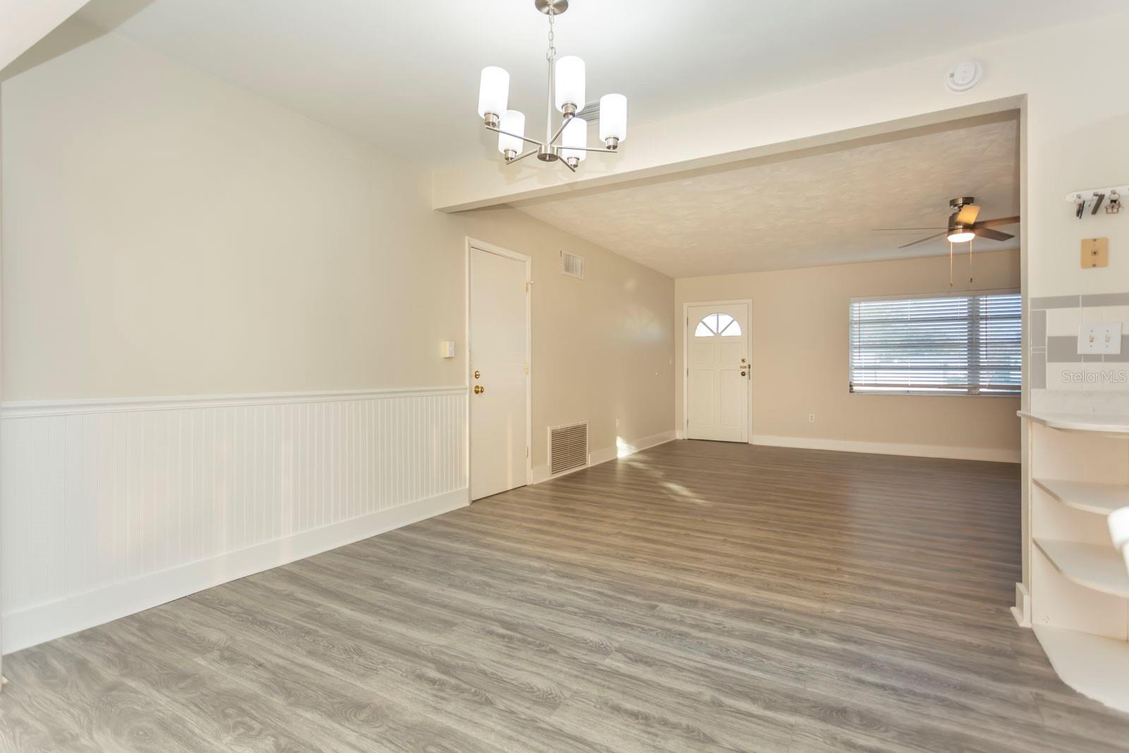 Image 8 of 31 For 4673 Orlando Circle