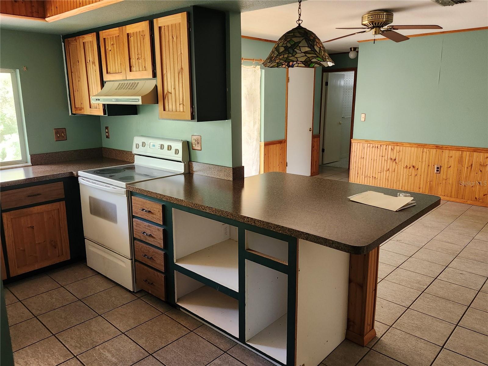 Image 6 of 20 For 4060 Sail Drive