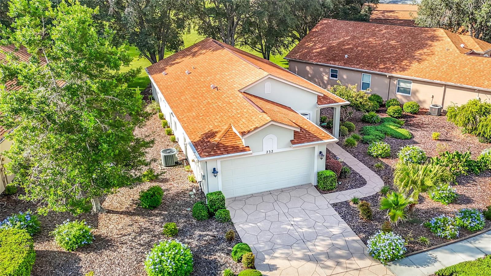 Image 2 of 50 For 232 Center Oak Circle