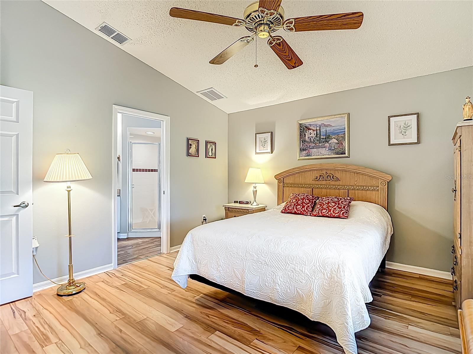 Image 29 of 50 For 232 Center Oak Circle