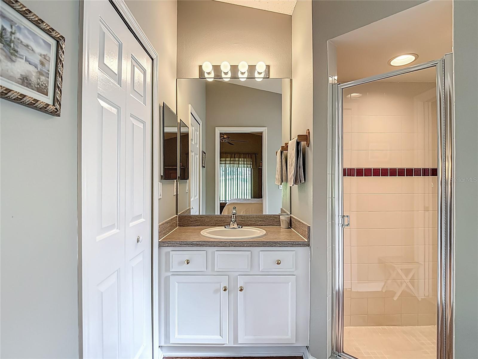 Image 31 of 50 For 232 Center Oak Circle