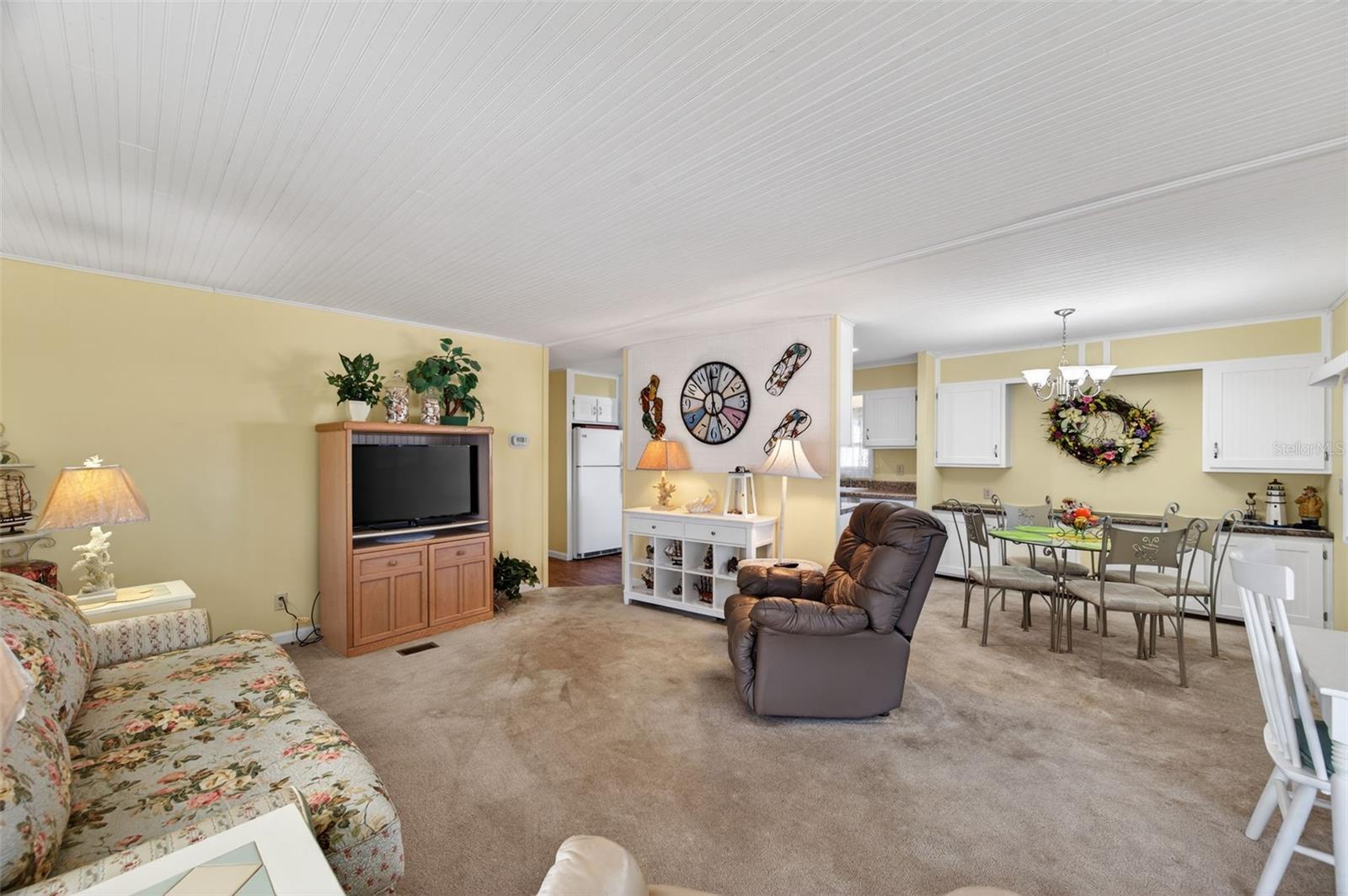 Image 10 of 63 For 3243 Hampshire Drive