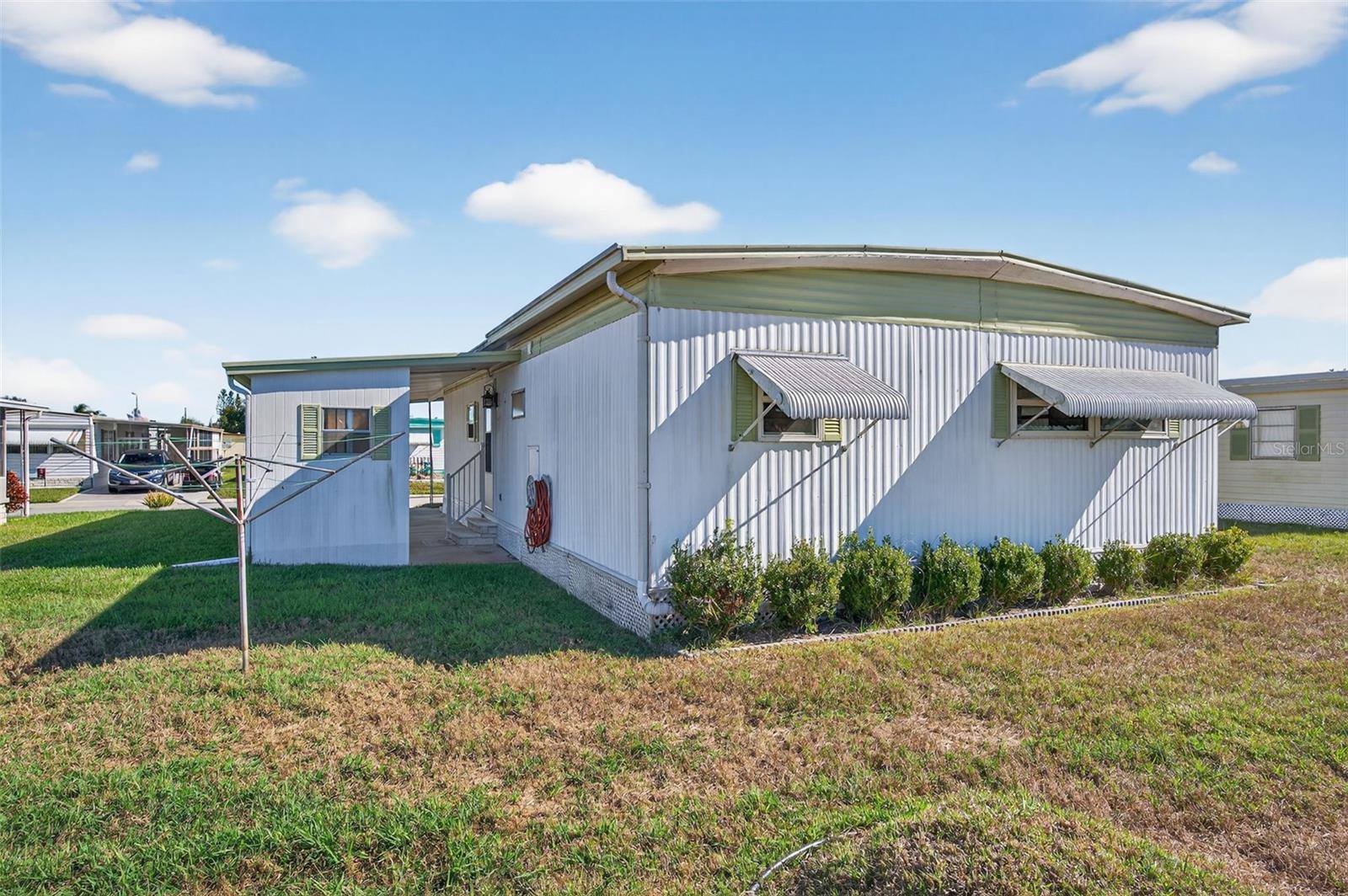 Image 44 of 63 For 3243 Hampshire Drive