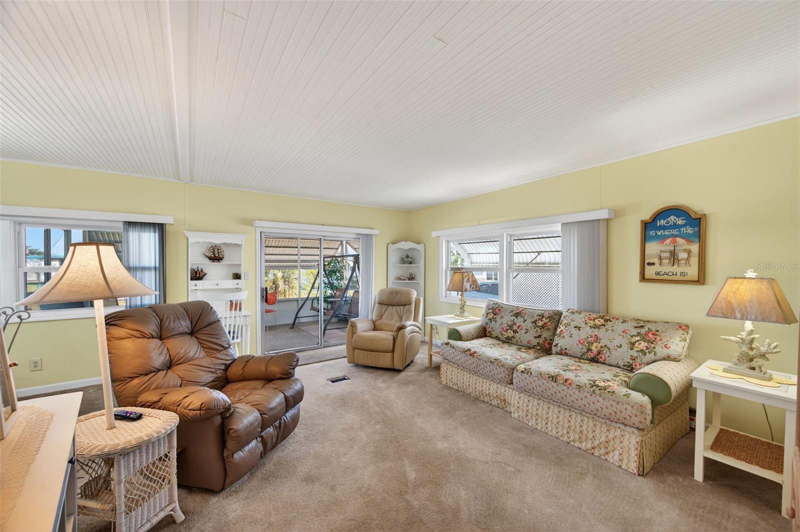 Image 7 of 63 For 3243 Hampshire Drive