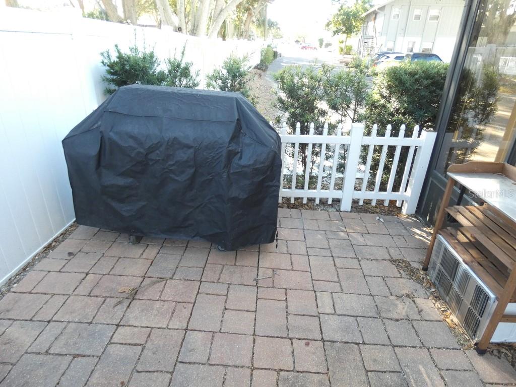 Image 16 of 45 For 1960 Union Street 41