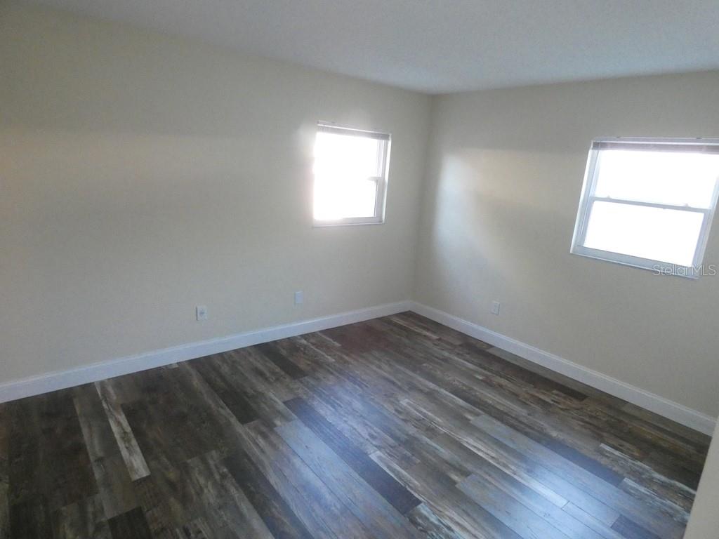 Image 27 of 45 For 1960 Union Street 41