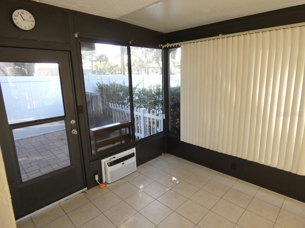 Image 9 of 45 For 1960 Union Street 41