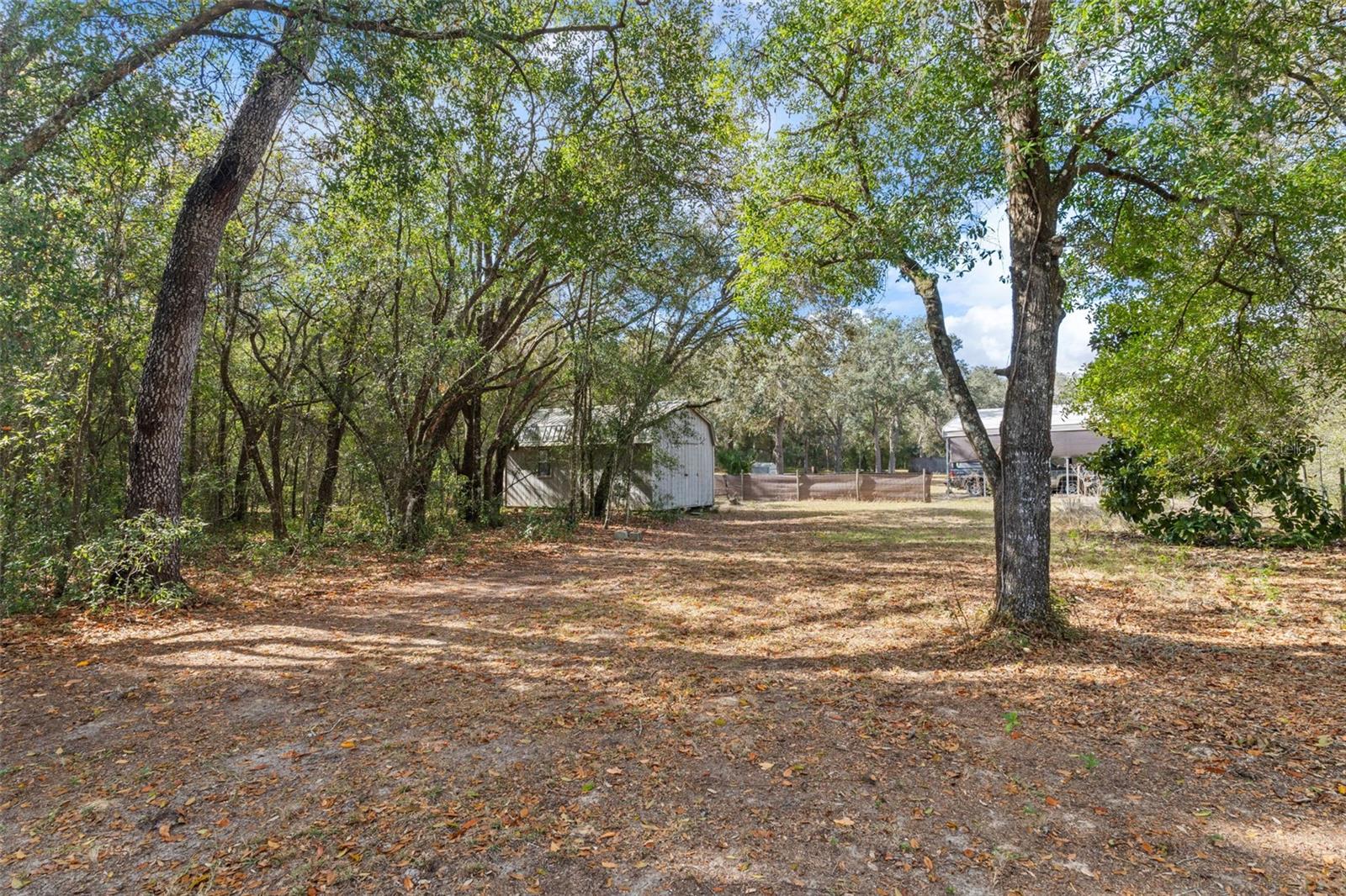 Listing photo id 34 for 1696 Naperville Lane