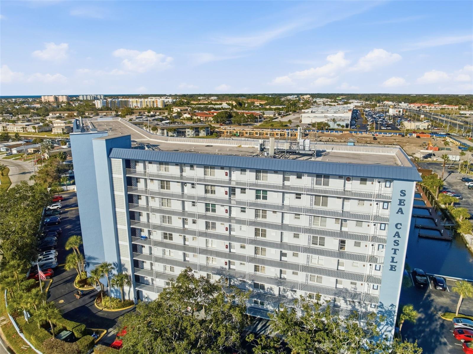 Image 30 of 41 For 4939 Floramar Terrace 712