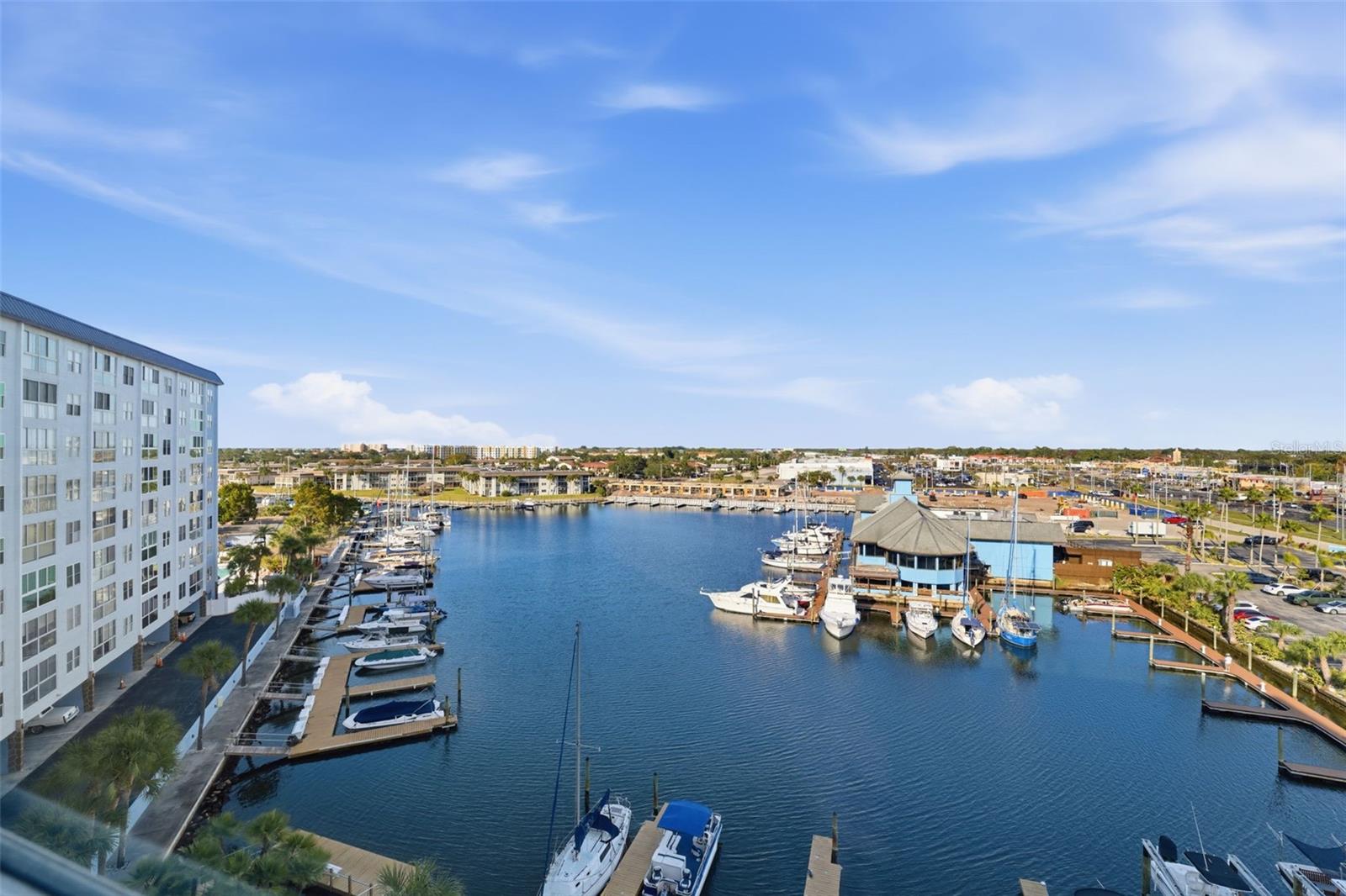 Image 33 of 41 For 4939 Floramar Terrace 712