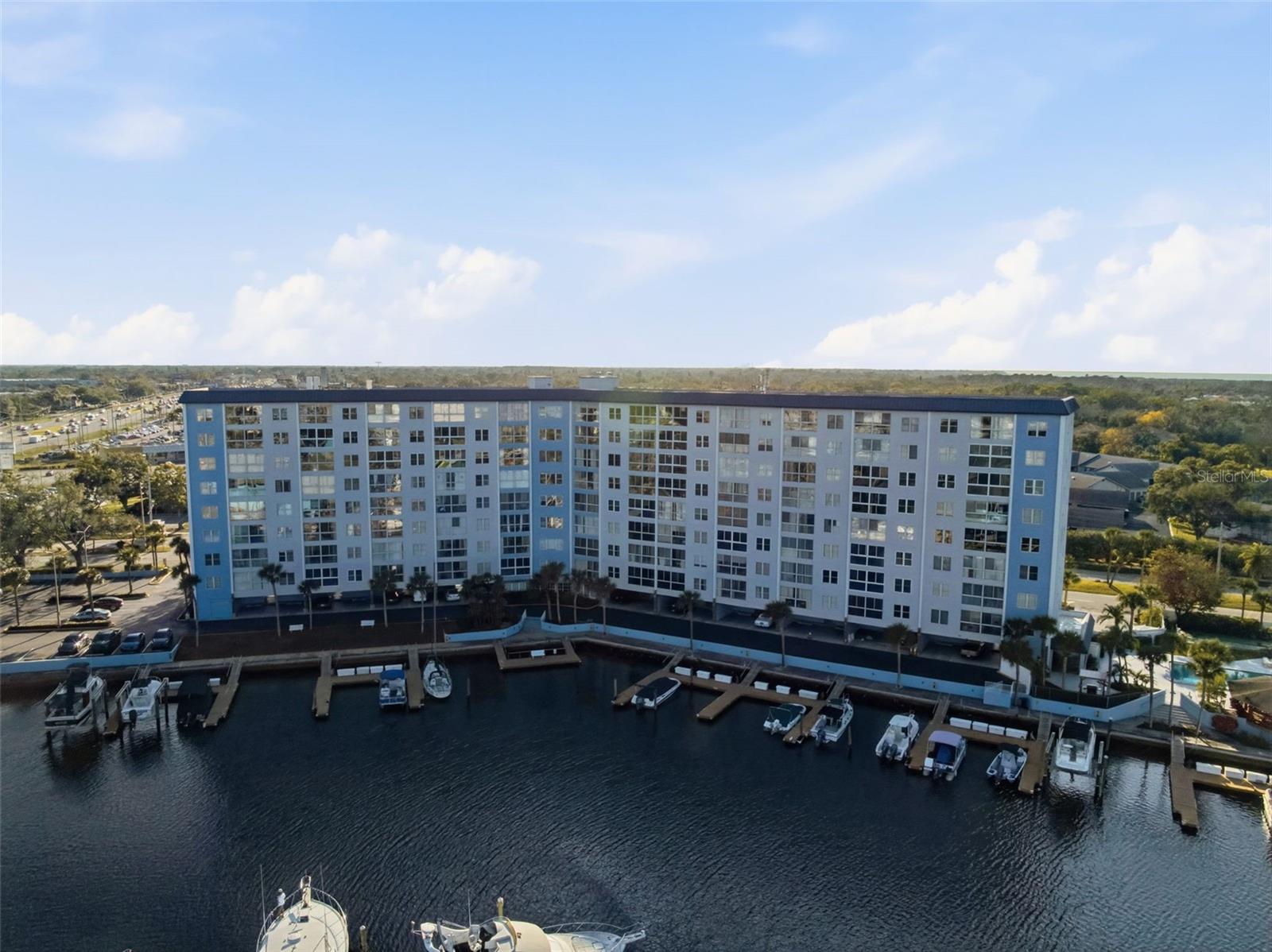 Image 35 of 41 For 4939 Floramar Terrace 712