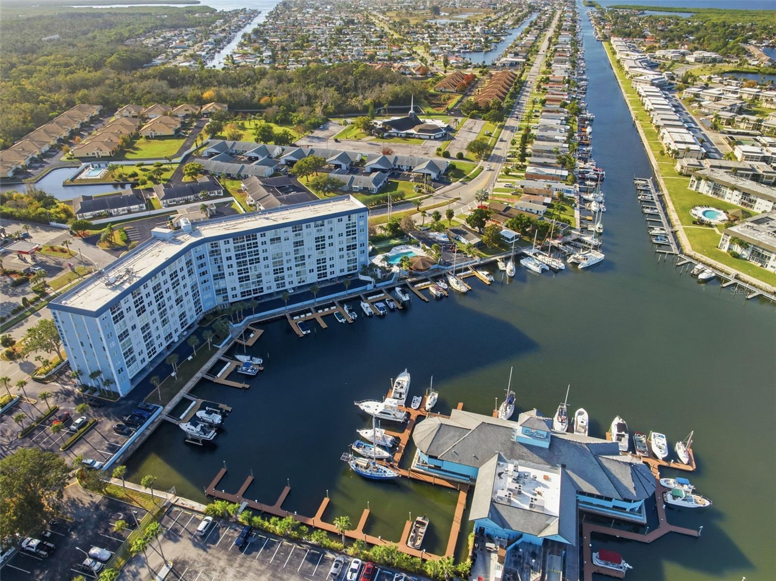 Image 39 of 41 For 4939 Floramar Terrace 712