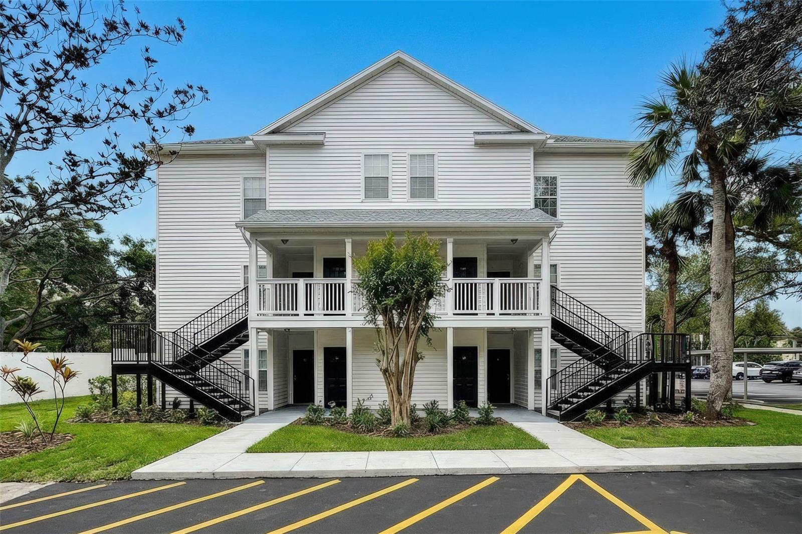 Image 11 of 24 For 3313 Haviland Court 102