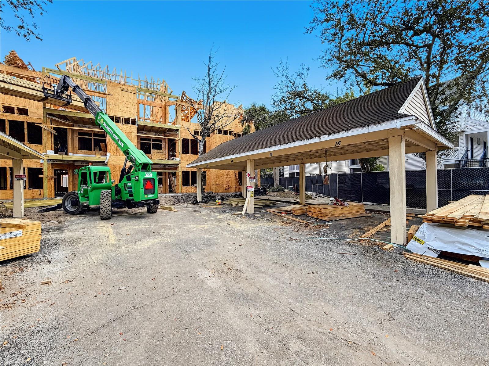 Image 8 of 24 For 3313 Haviland Court 102