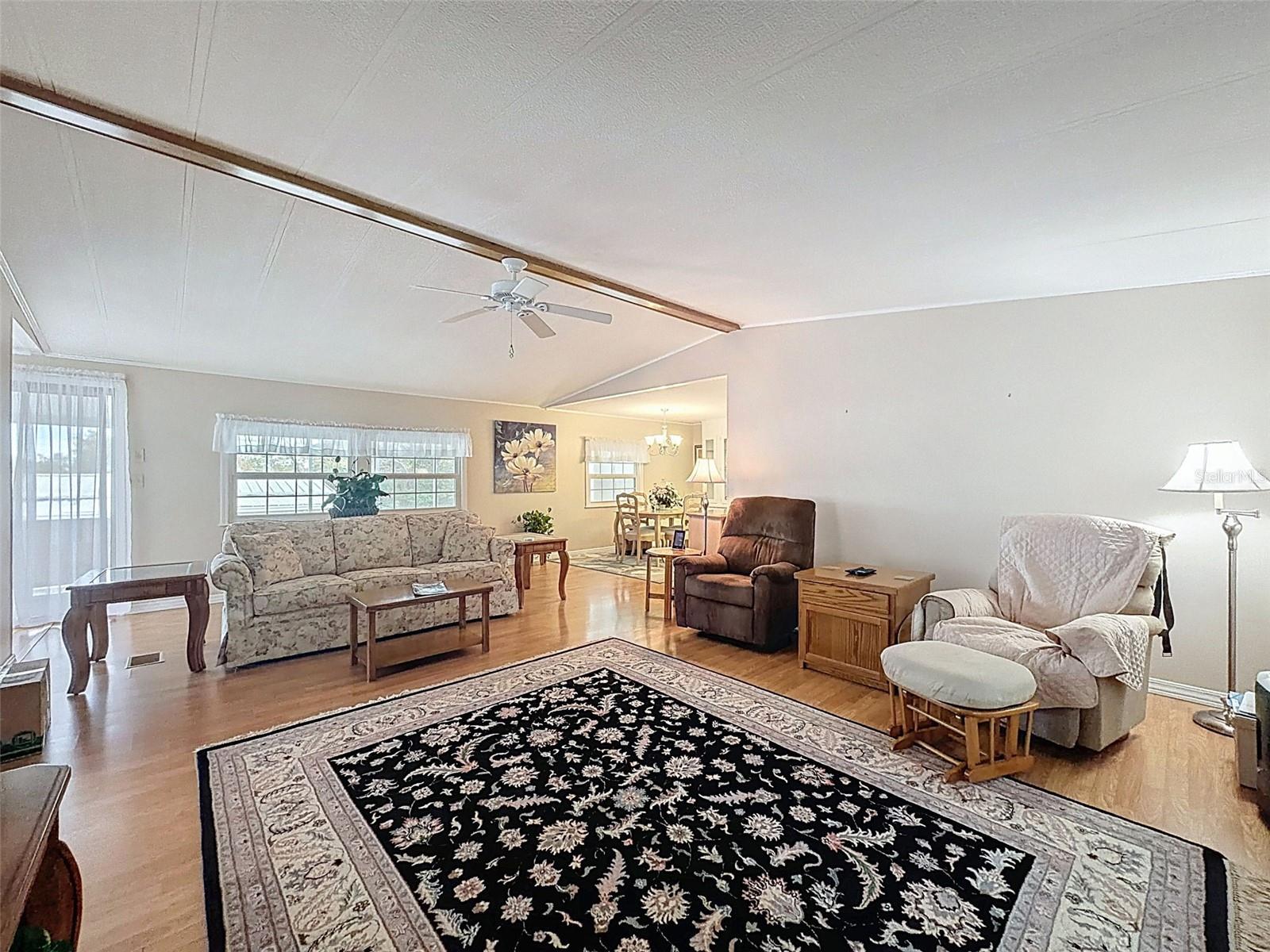 Image 12 of 57 For 14456 Brookridge Boulevard