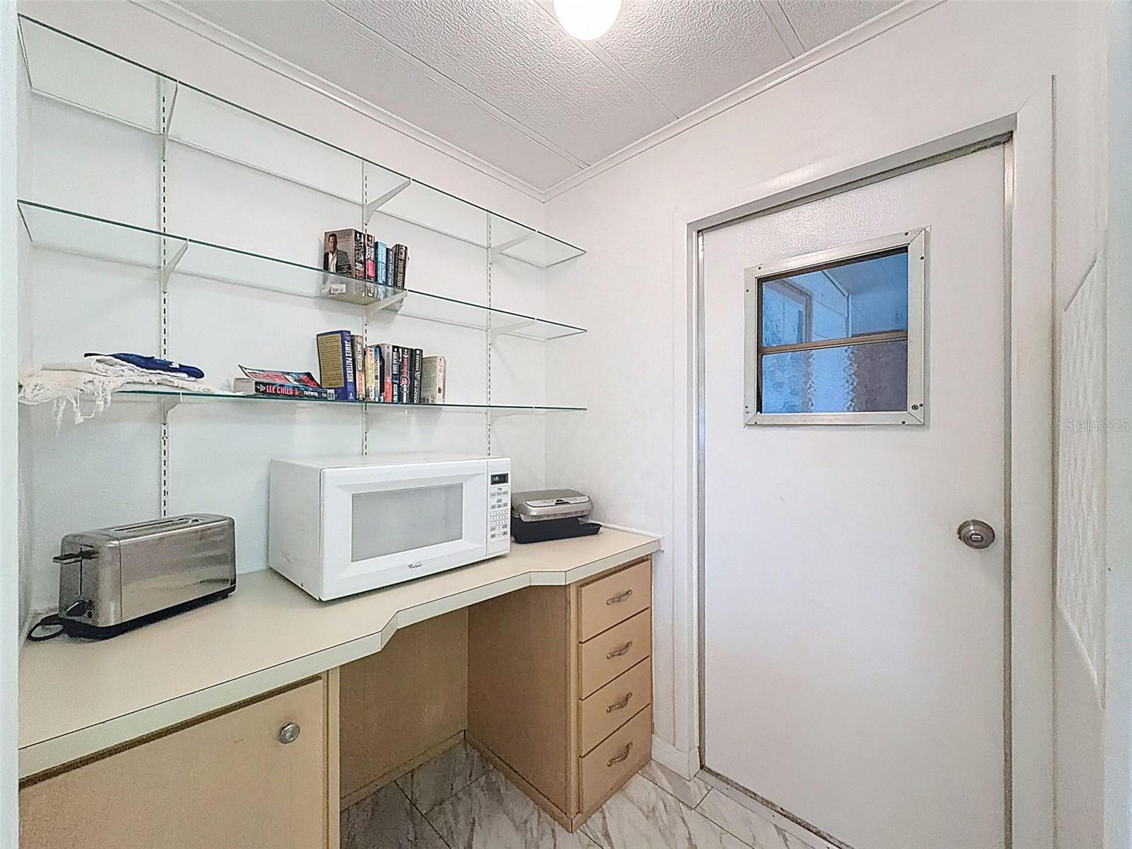 Image 29 of 57 For 14456 Brookridge Boulevard