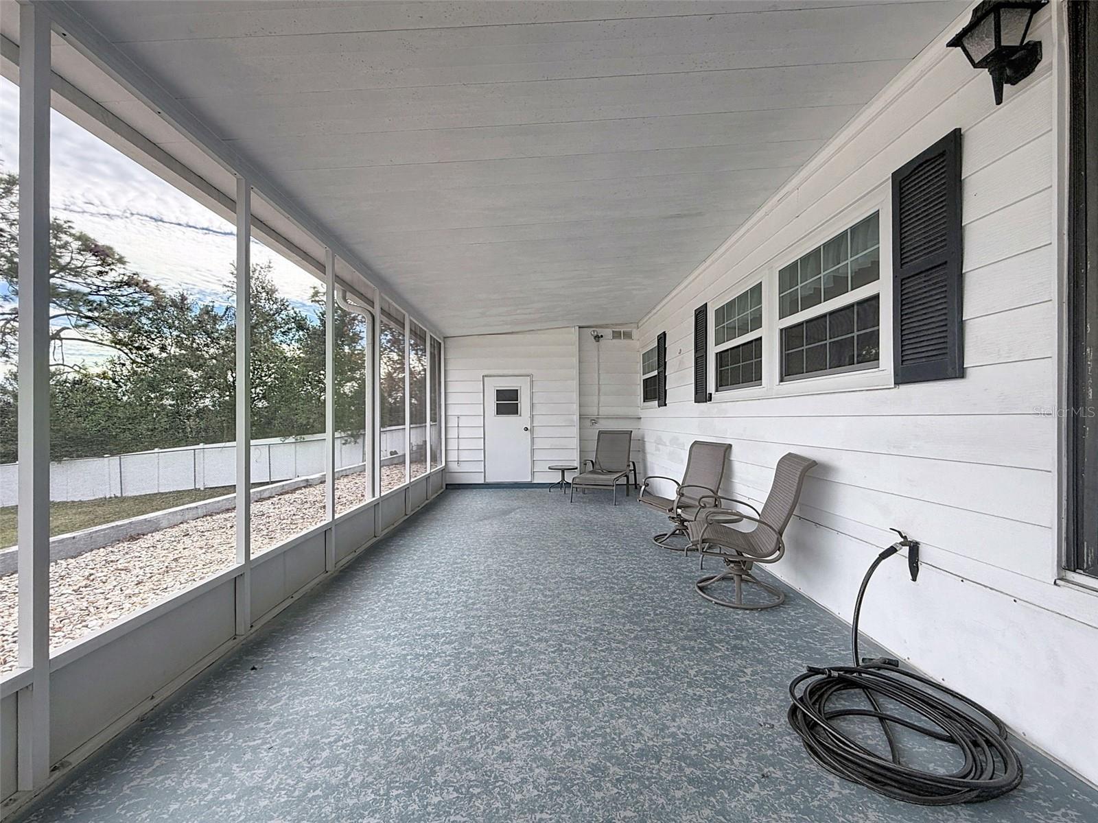 Image 34 of 57 For 14456 Brookridge Boulevard