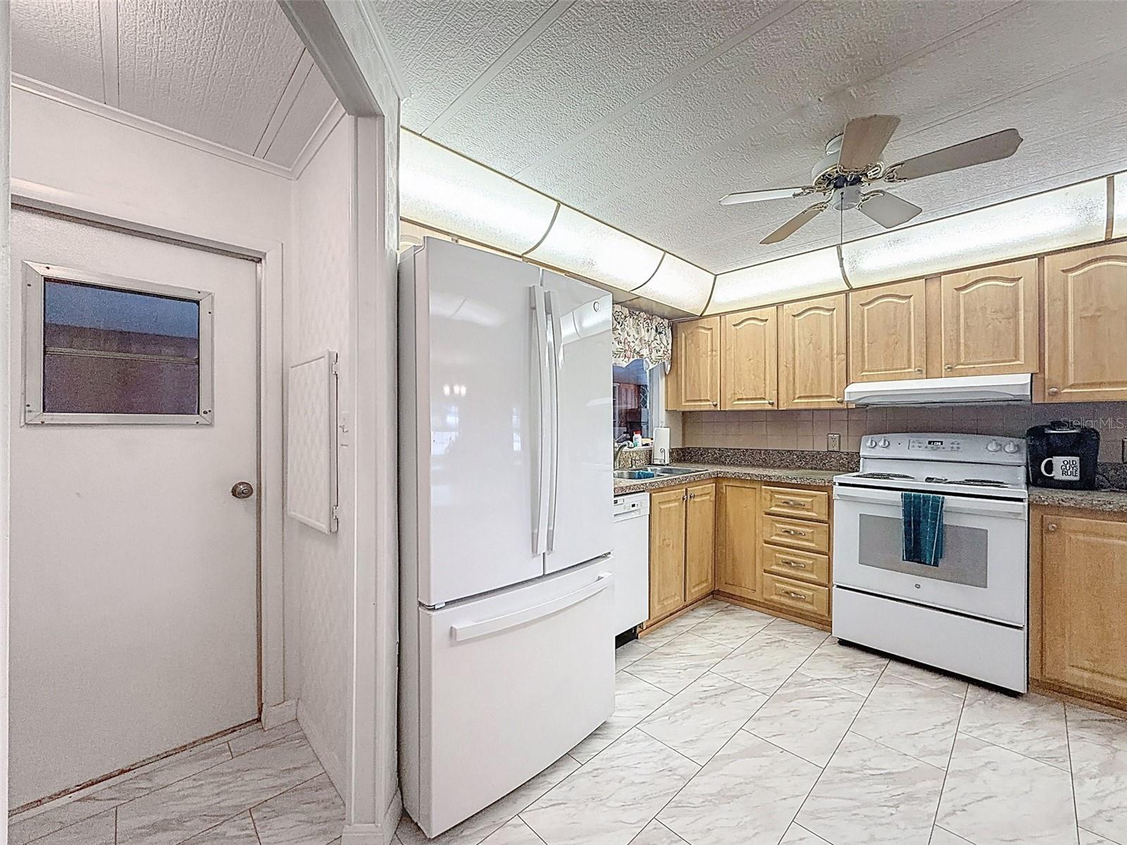 Image 6 of 57 For 14456 Brookridge Boulevard