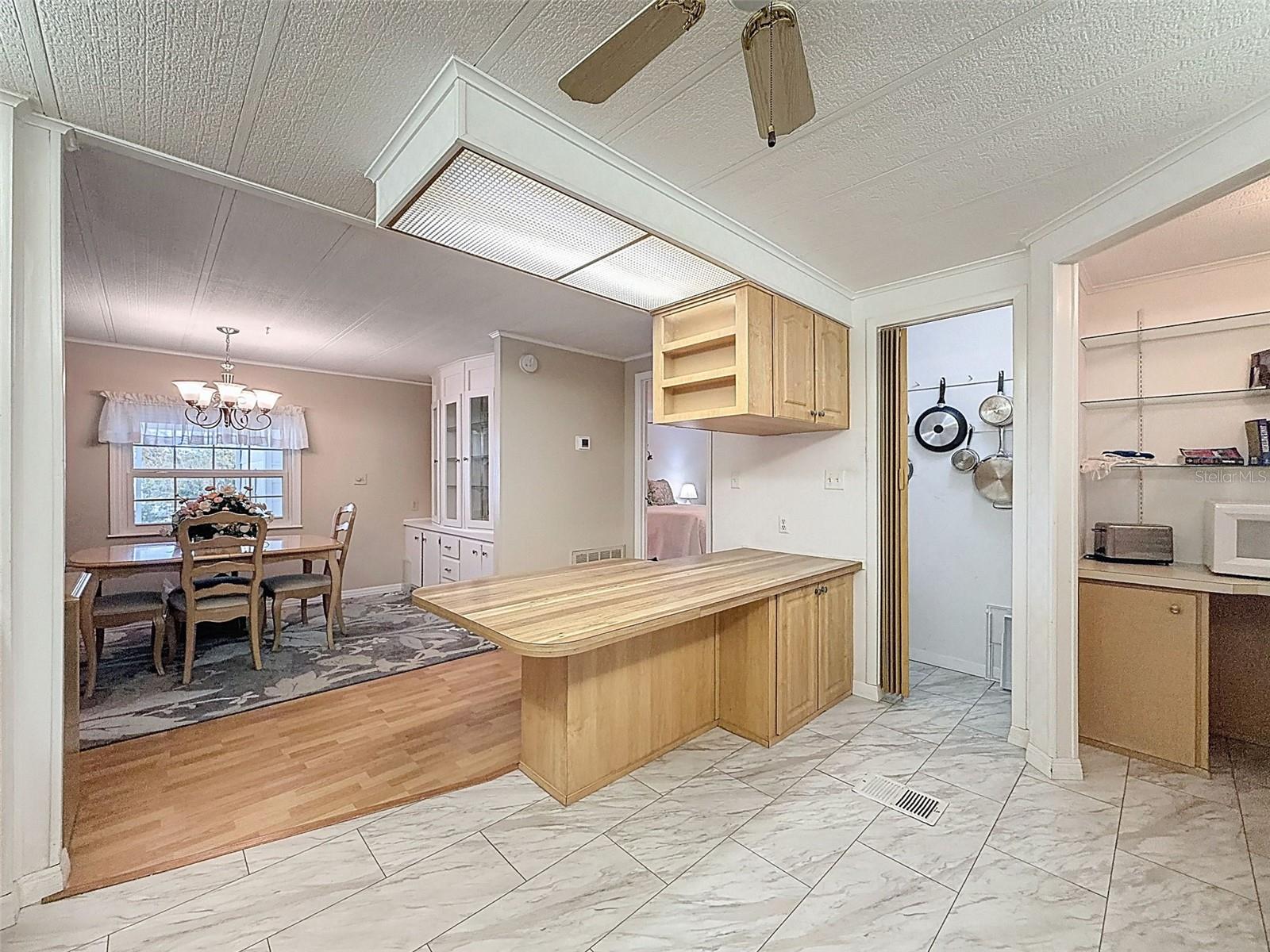 Image 9 of 57 For 14456 Brookridge Boulevard