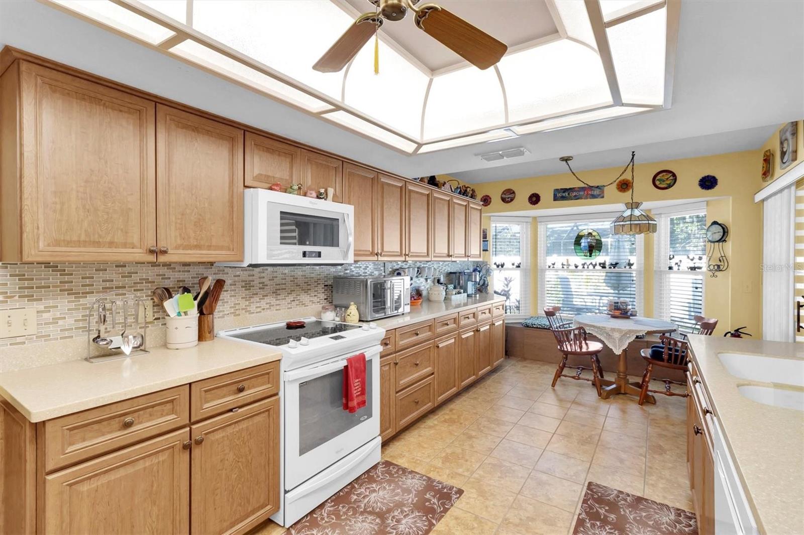 Image 10 of 60 For 4945 Bellemede Boulevard