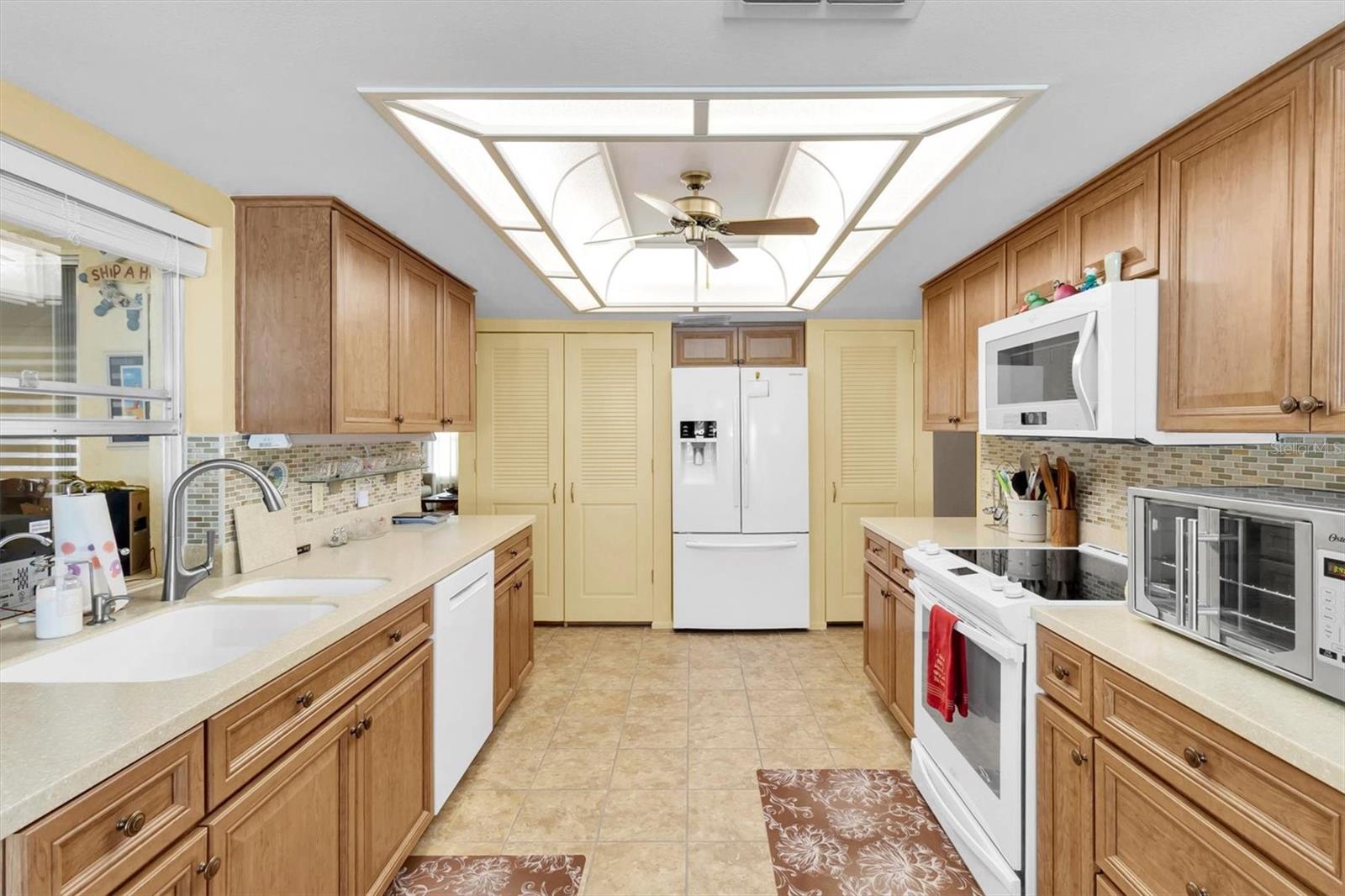 Image 12 of 60 For 4945 Bellemede Boulevard