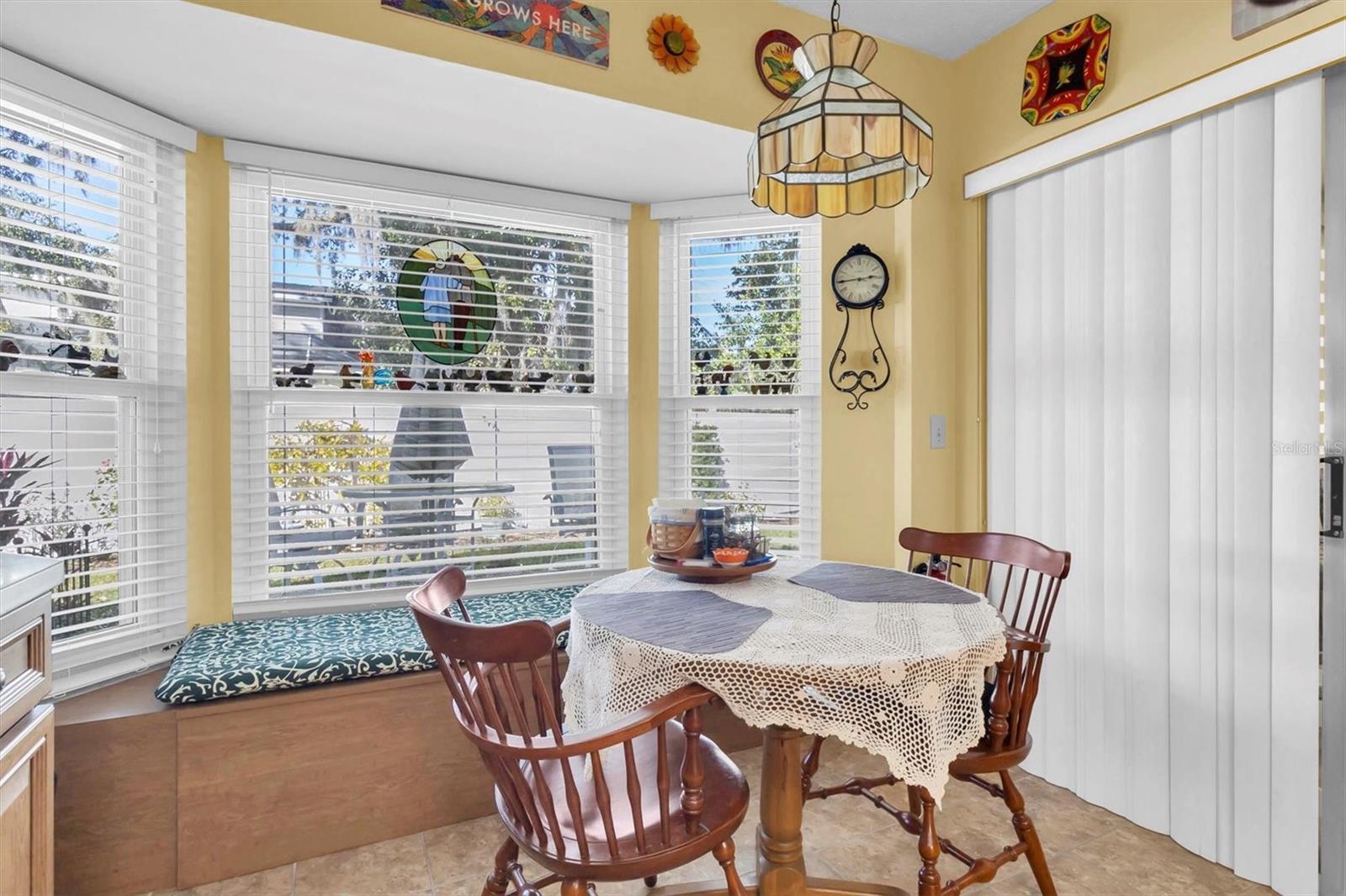 Image 13 of 60 For 4945 Bellemede Boulevard