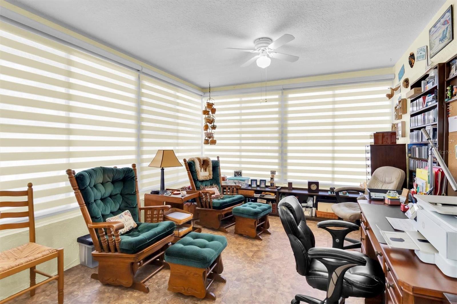 Image 14 of 60 For 4945 Bellemede Boulevard