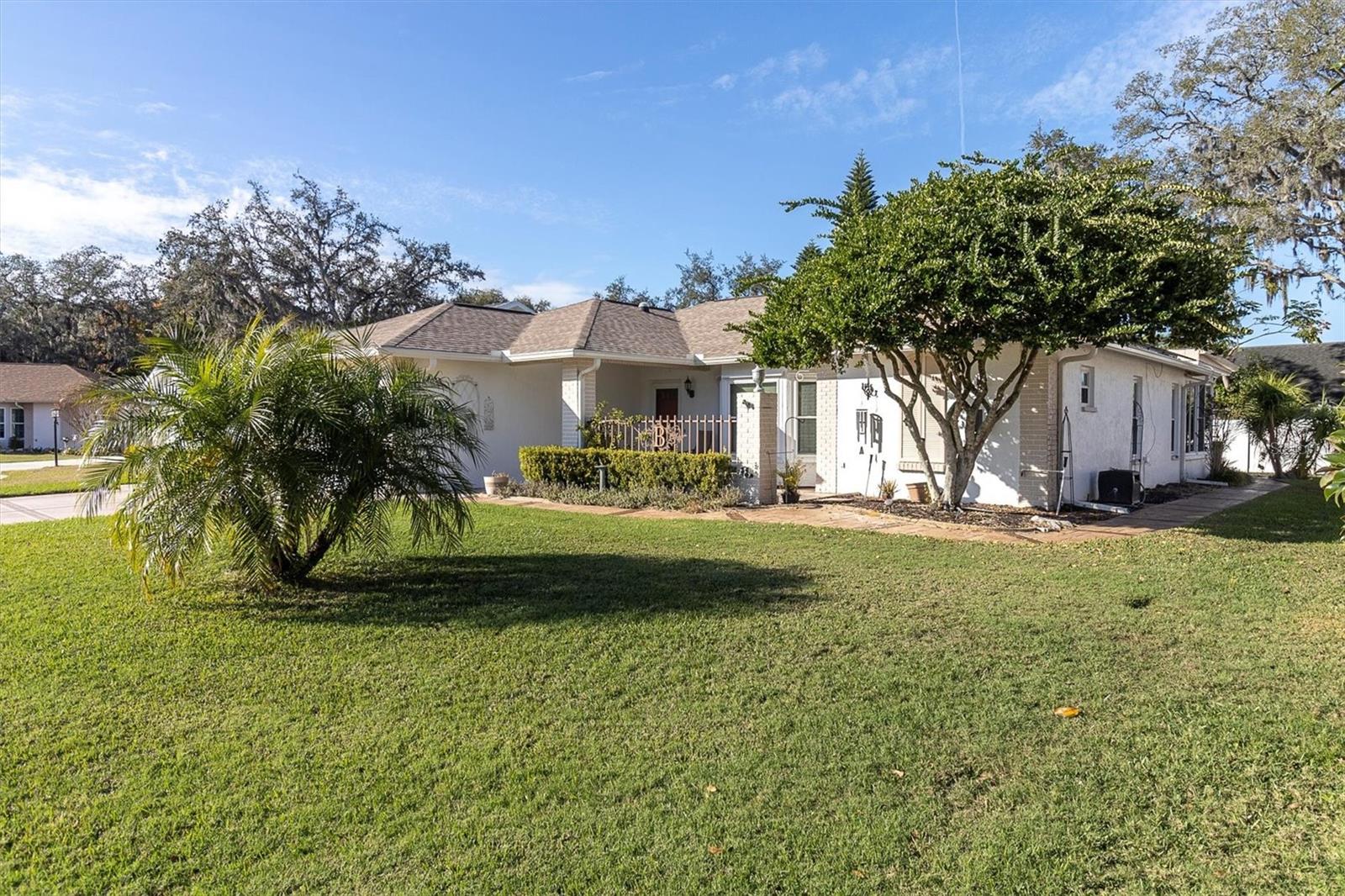 Image 32 of 60 For 4945 Bellemede Boulevard