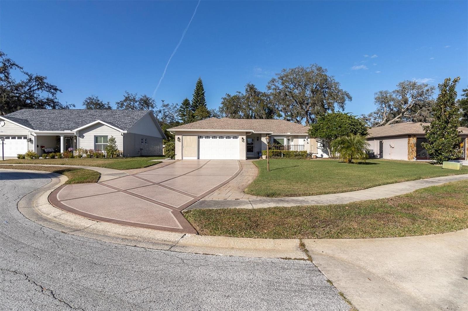 Image 33 of 60 For 4945 Bellemede Boulevard