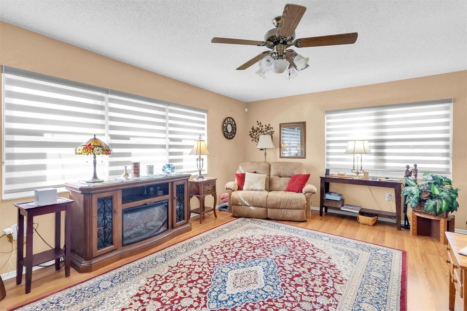 Image 7 of 60 For 4945 Bellemede Boulevard