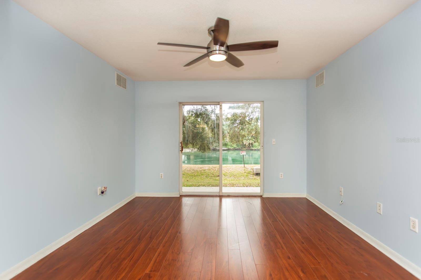 Image 18 of 39 For 6740 Moonglow Drive 101