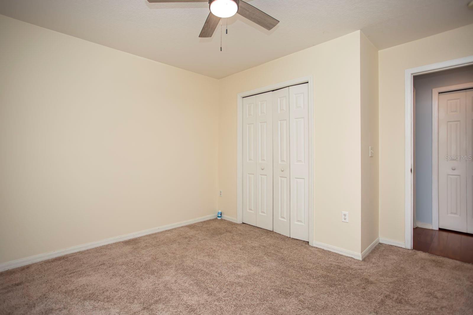 Image 22 of 39 For 6740 Moonglow Drive 101