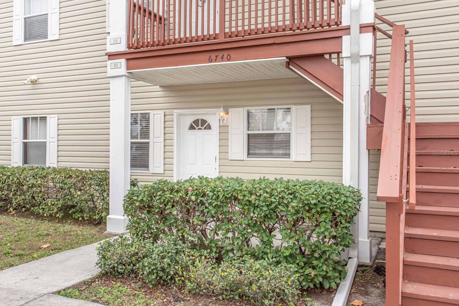 Image 3 of 39 For 6740 Moonglow Drive 101