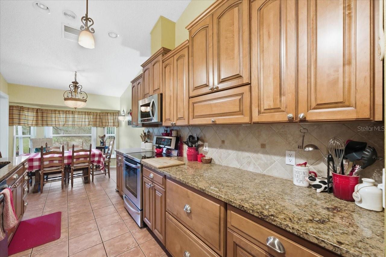 Image 16 of 54 For 9338 Clearmeadow Lane