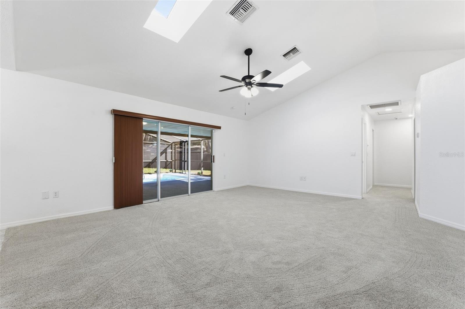 Image 7 of 43 For 12515 Shadow Ridge Boulevard