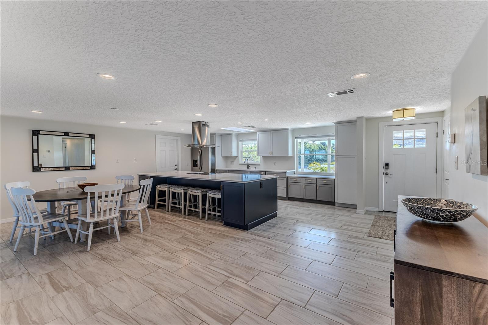 Image 11 of 84 For 3409 Gulf Winds Circle