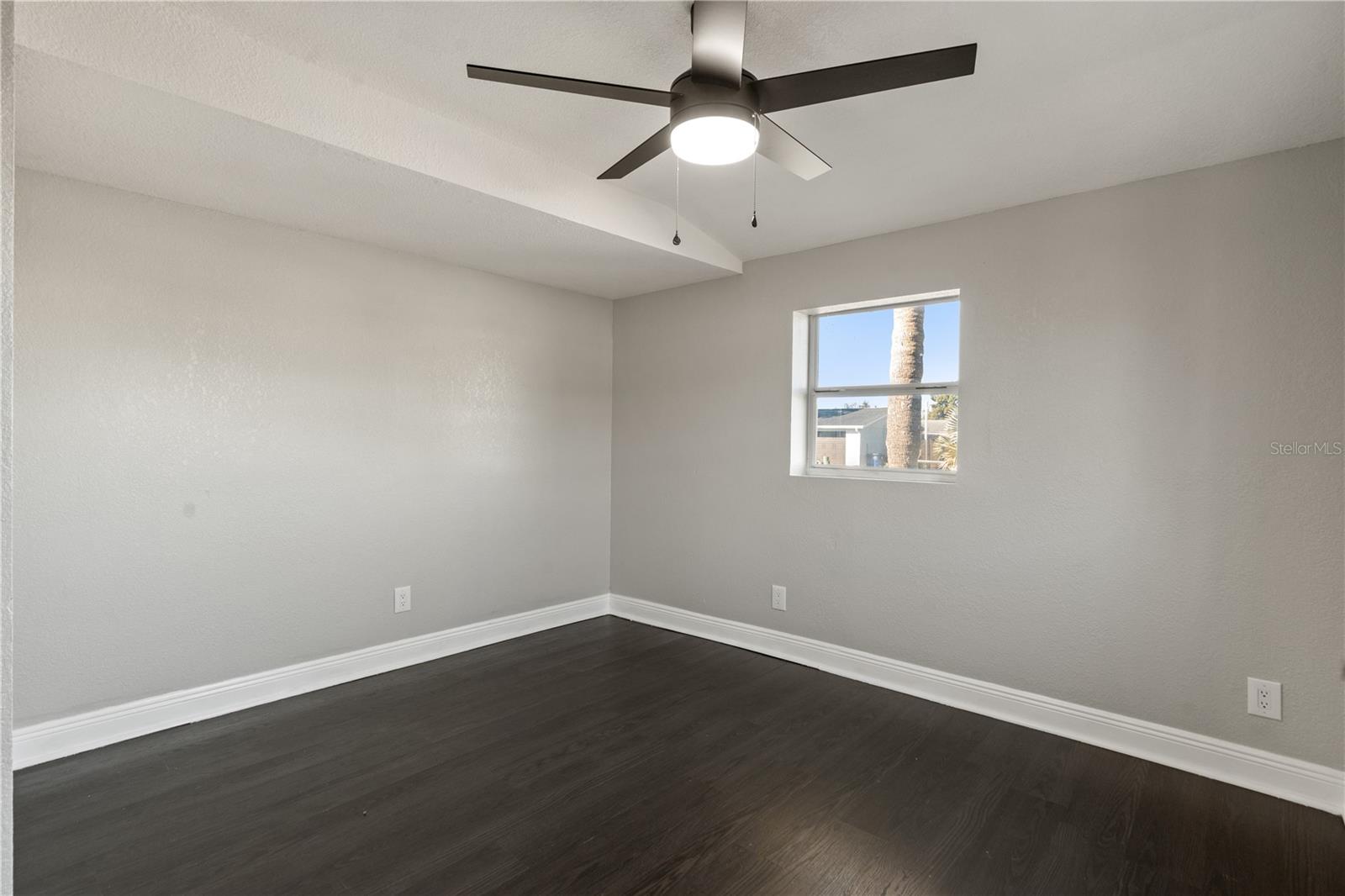 Image 12 of 28 For 7446 Donegal Street