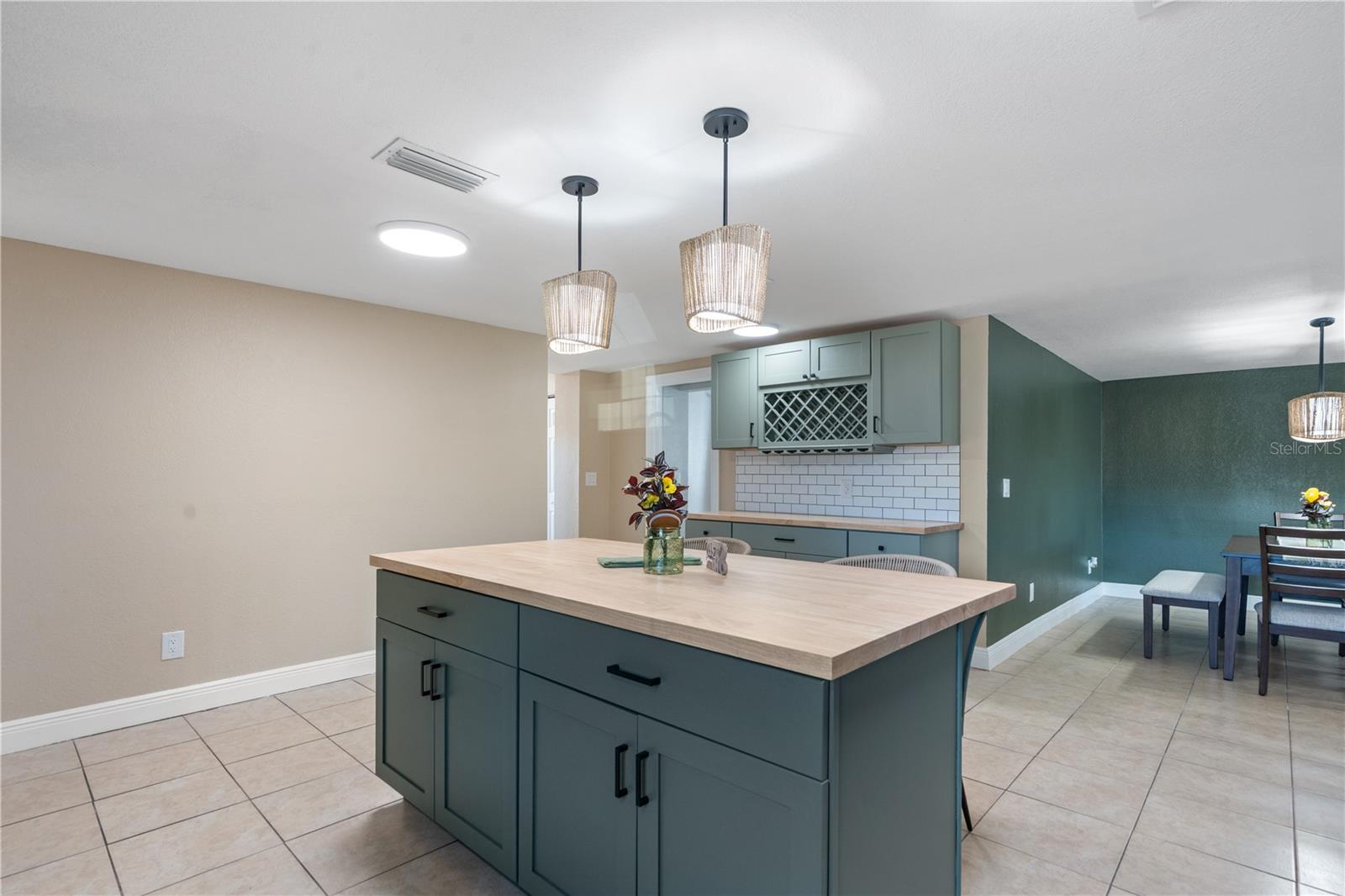 Image 9 of 28 For 7446 Donegal Street