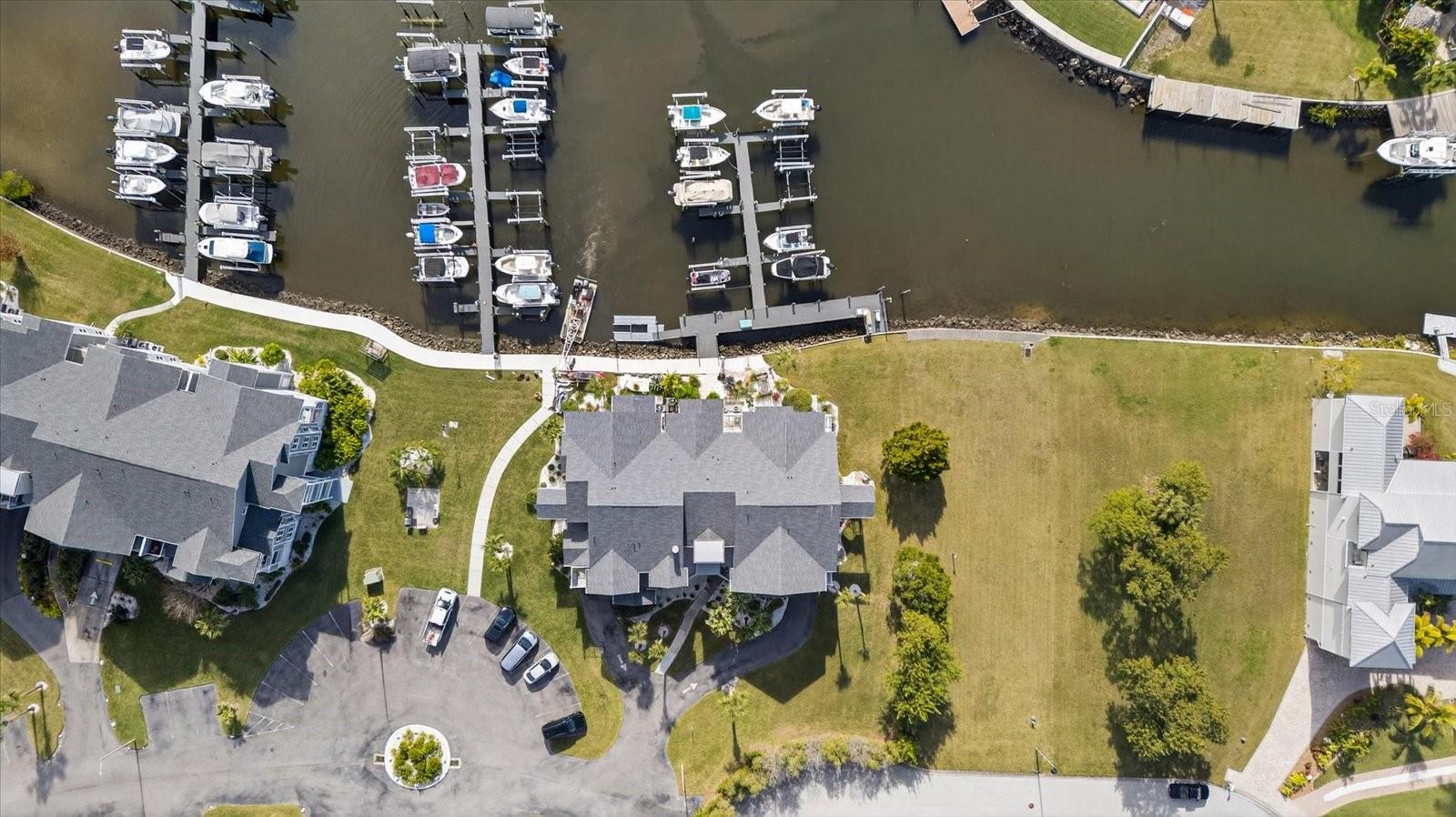 Image 19 of 54 For 5712 Biscayne Court 201