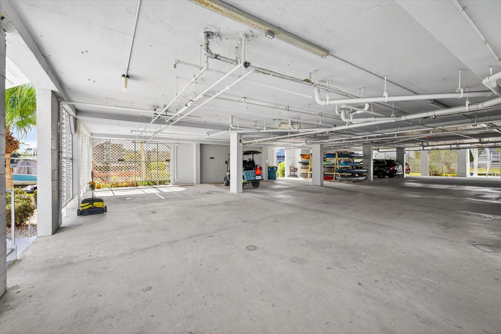 Image 23 of 54 For 5712 Biscayne Court 201