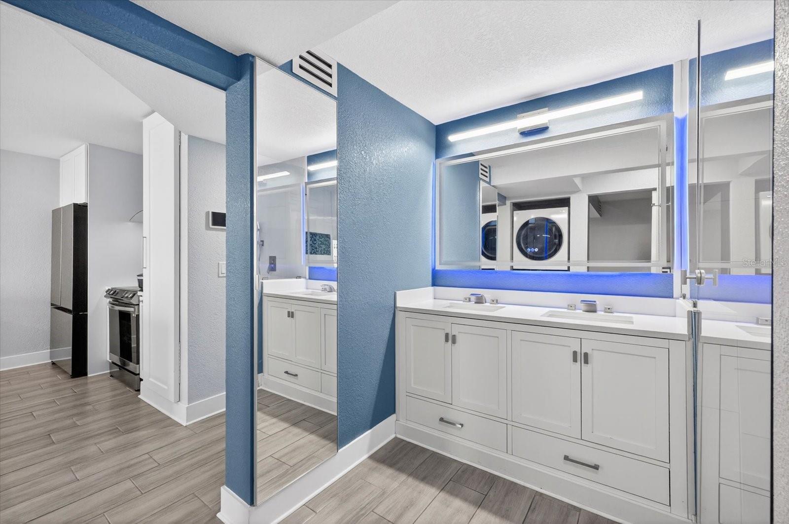 Image 37 of 54 For 5712 Biscayne Court 201