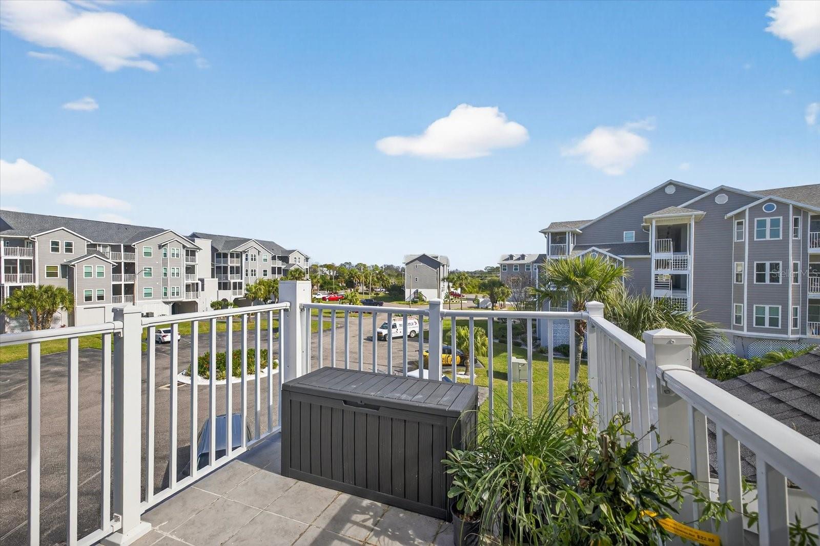 Image 40 of 54 For 5712 Biscayne Court 201