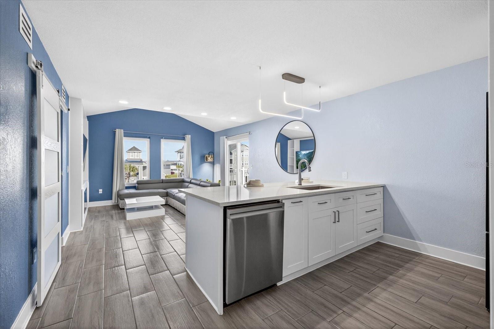 Image 5 of 54 For 5712 Biscayne Court 201