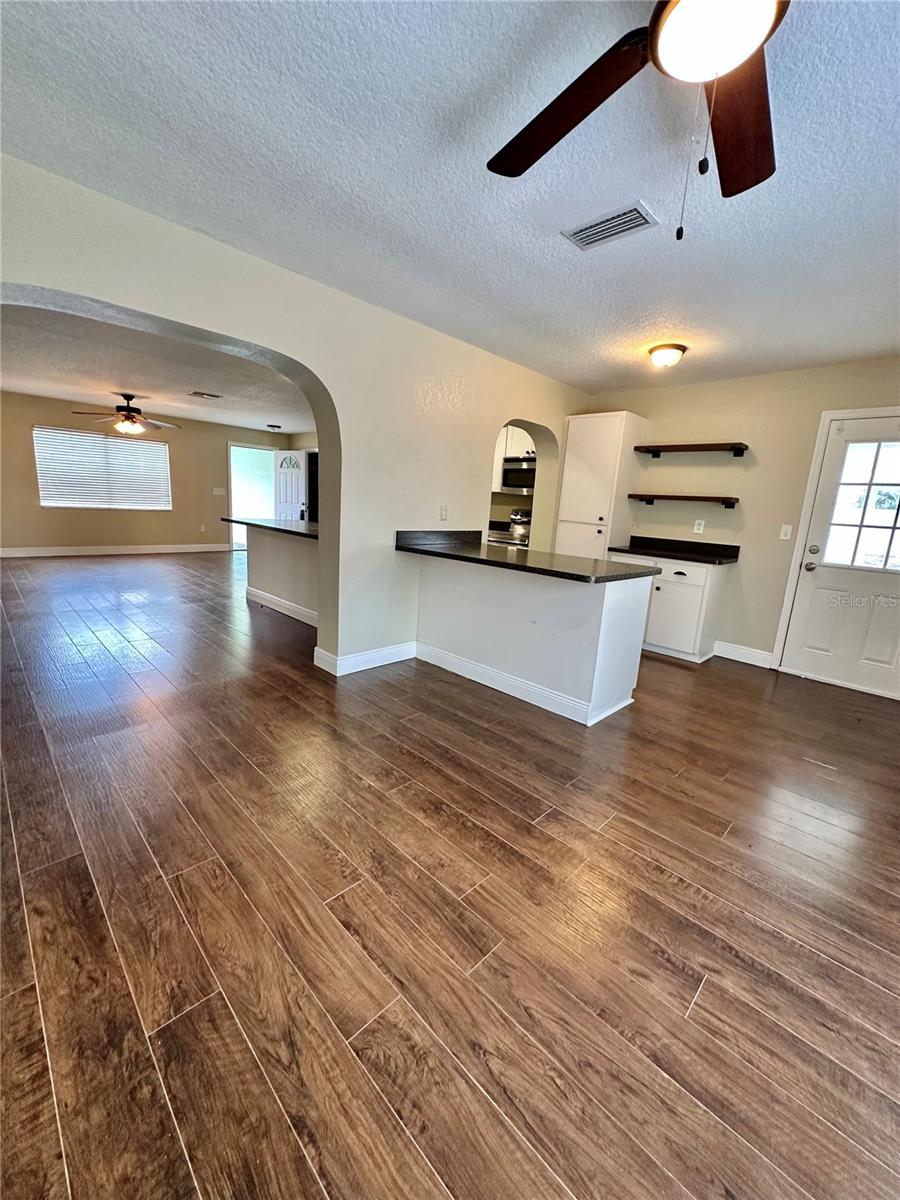 Image 8 of 32 For 7425 Mandrake Road