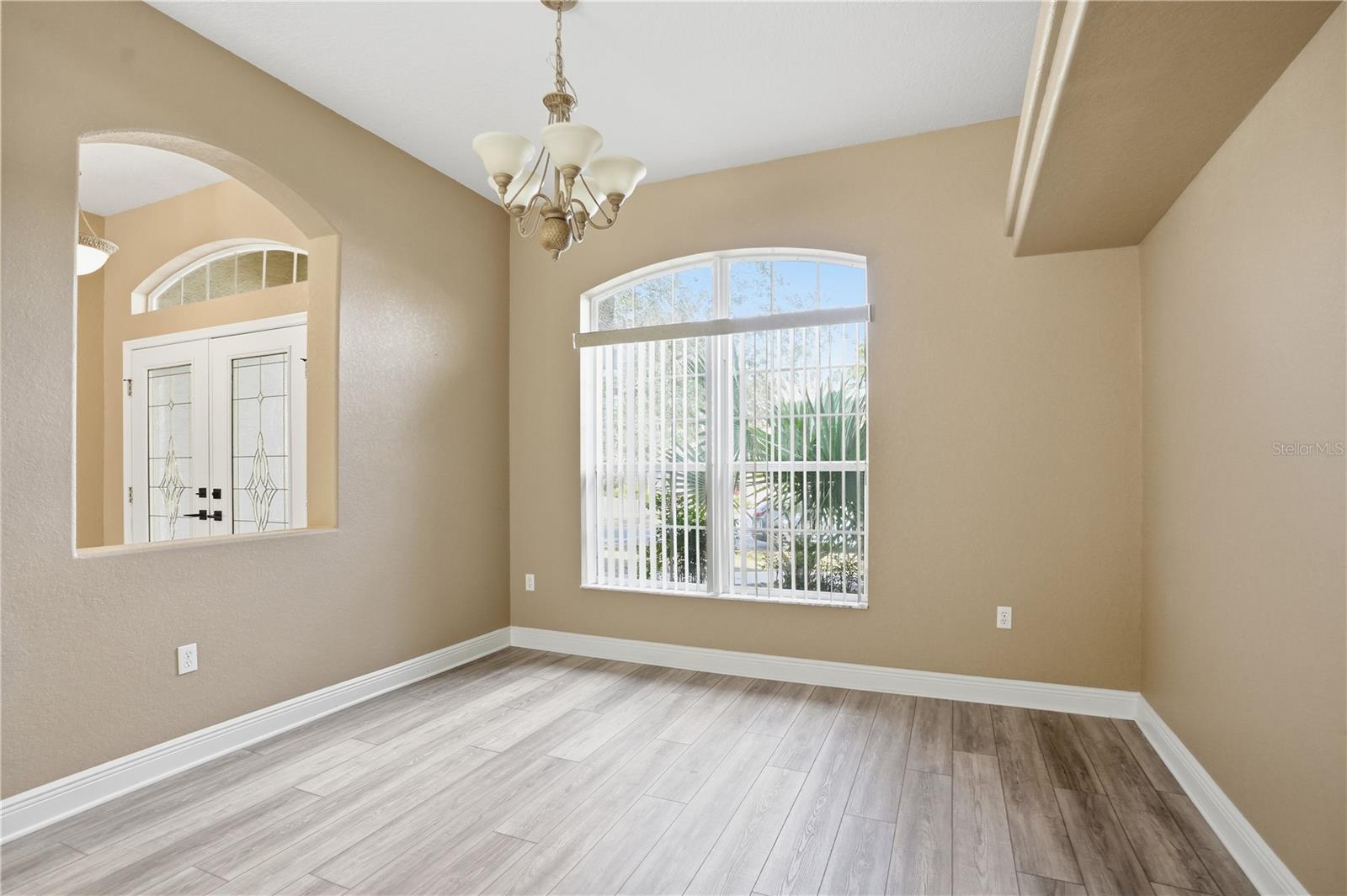 Image 21 of 51 For 87 Linder Drive