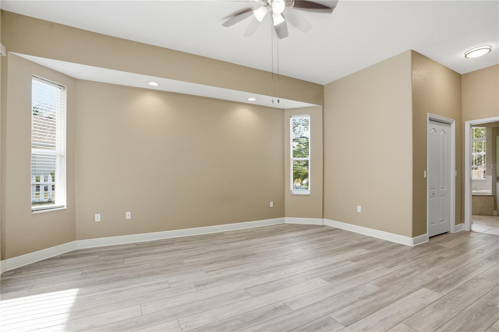 Image 23 of 51 For 87 Linder Drive